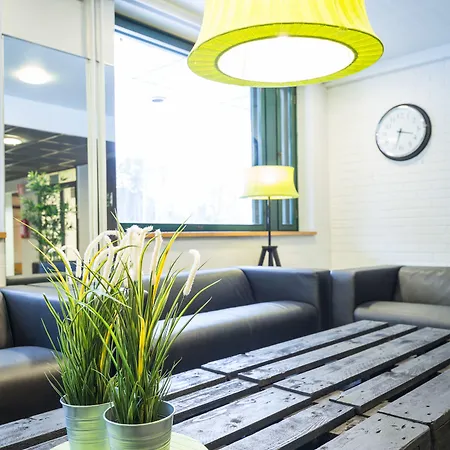 旅馆 埃斯波奥塔涅米奥卢弗里农旅馆 艾斯堡