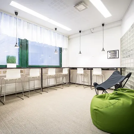 Forenom Otaniemi Хостел Эспоо