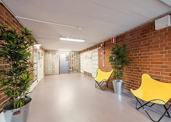 فورينوم هوستيل إيسبو أوتانيمي بيت شباب *