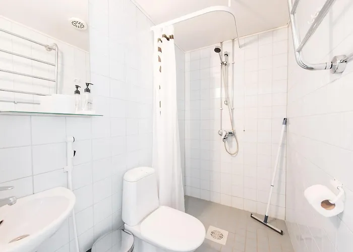 Forenom Otaniemi Hostelli *