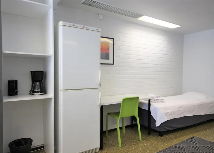 Forenom Otaniemi Hostelli *