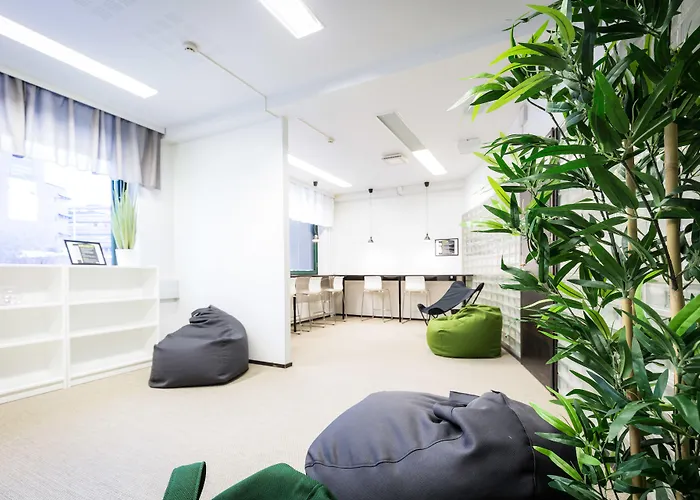 فورينوم هوستيل إيسبو أوتانيمي * إسبو